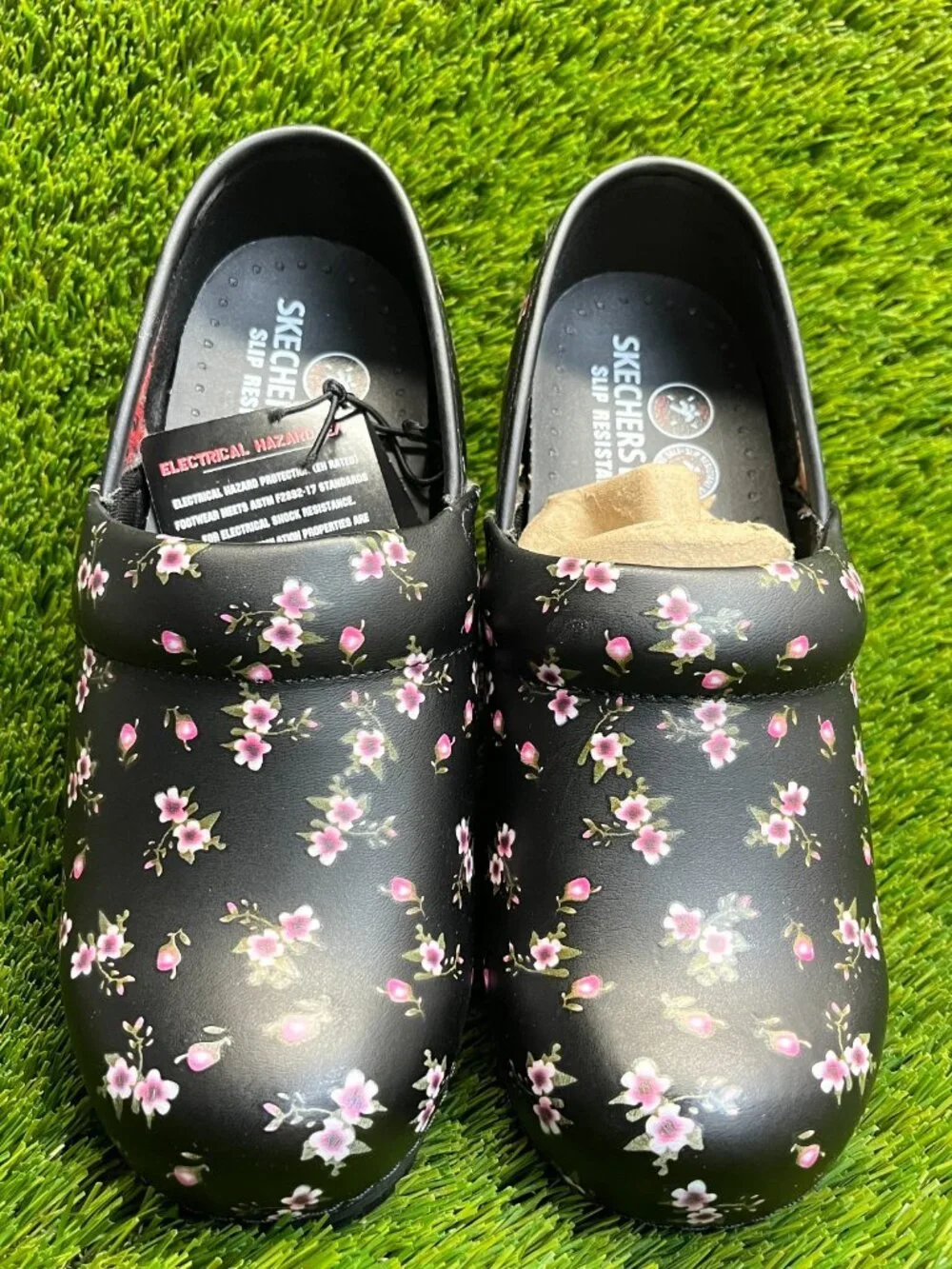 Skechers Candaba Womens Size 7.5 Black Pink Classic Leather Slip-On Clog‎ Shoes